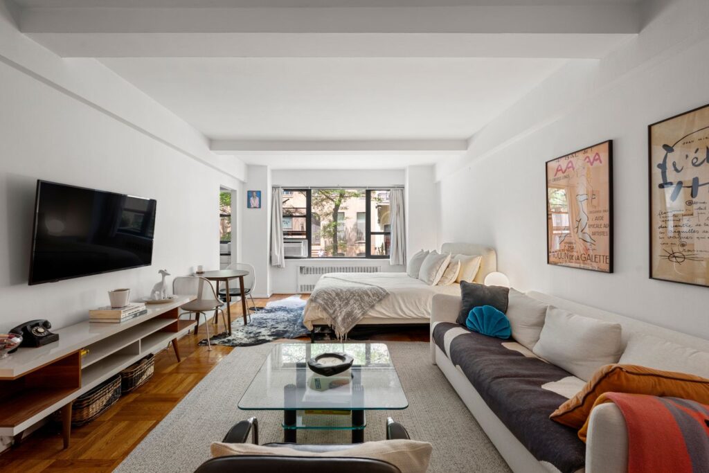 30 East 37th Street