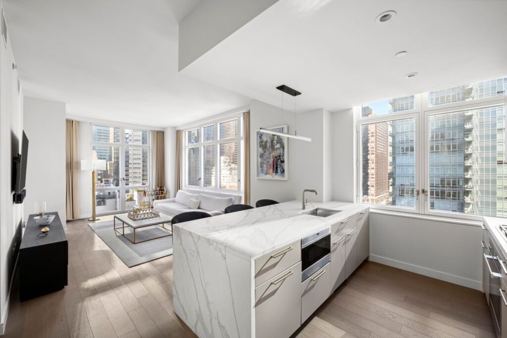 305 East 51st Street